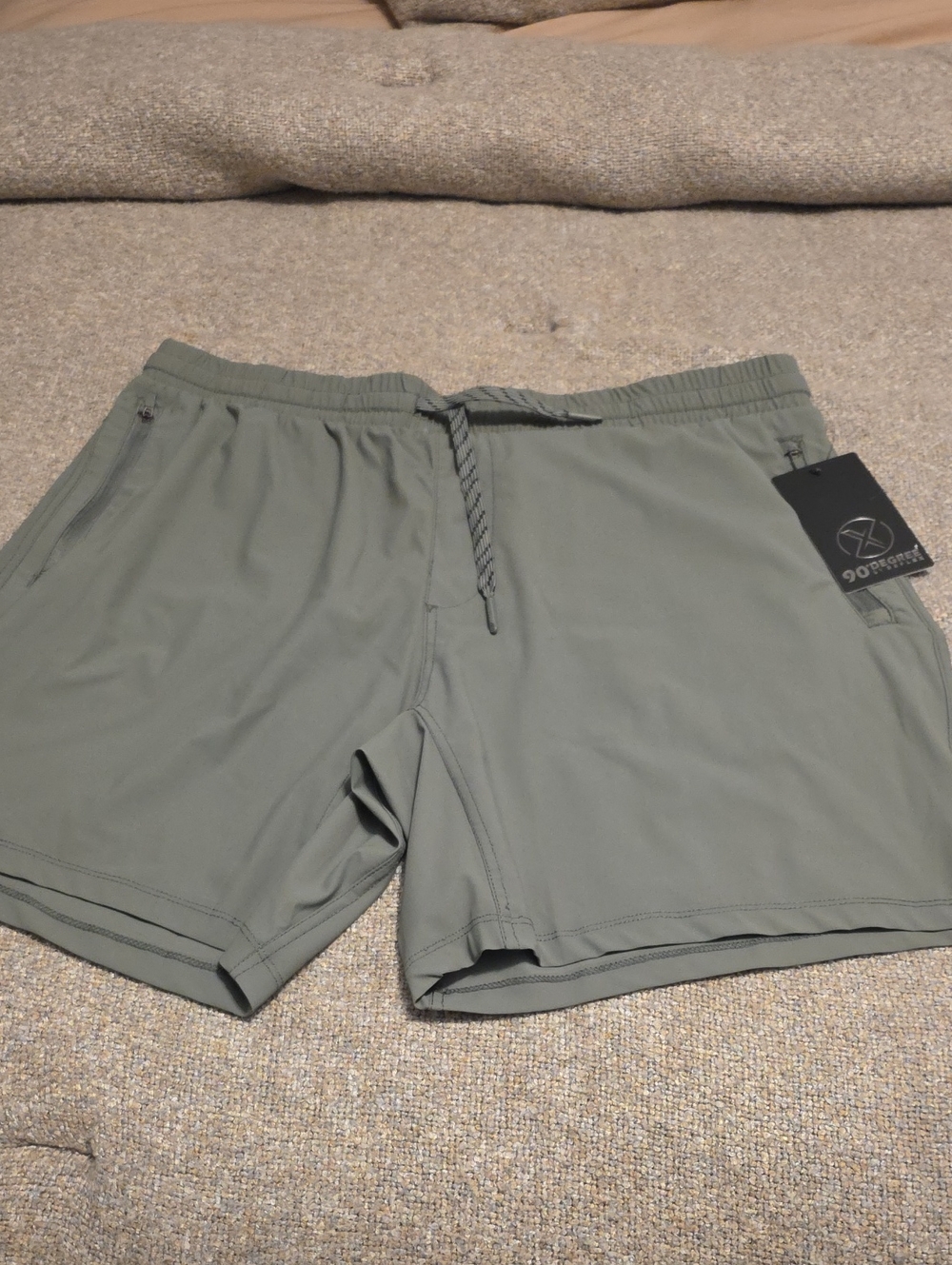 9fifty Men’s Olive Hybrid Performance Shorts